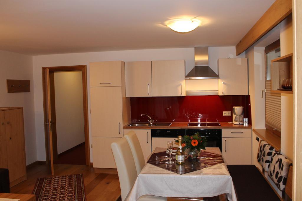 Appartements Zerzer Ried im Oberinntal Pokój zdjęcie