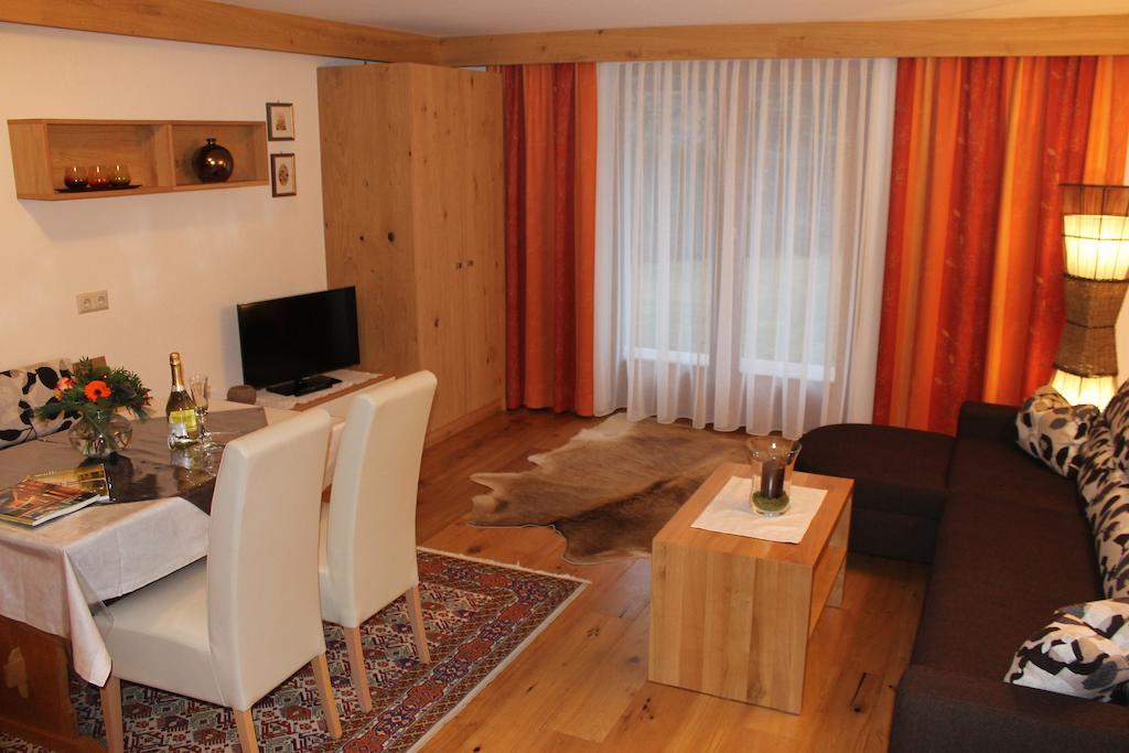 Appartements Zerzer Ried im Oberinntal Pokój zdjęcie